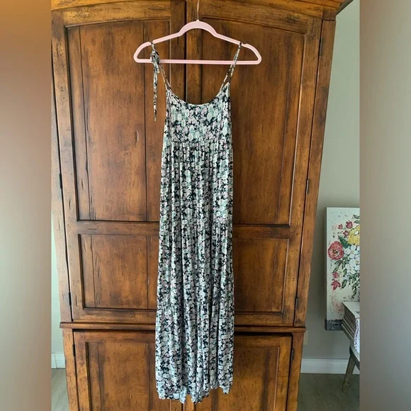 NATURAL LIFE Floral Maxi Dress - Black and White - Picture 8 of 10